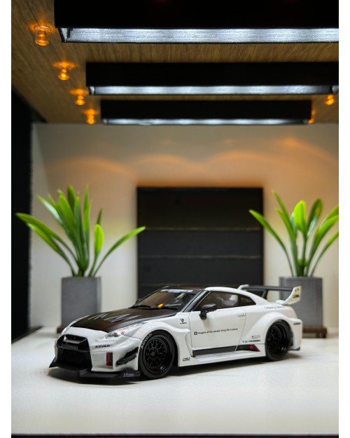 Nissan GTR R35 LB Silhouette 1/43