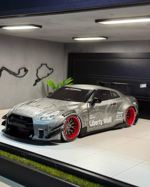 Nissan GT-R (R35) 2022 Liberty Walk Body Kit 2.0 1:18 