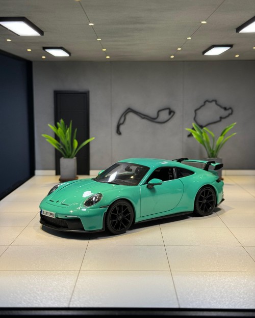 PORCHE 911 GT3 - VERDE 1/24