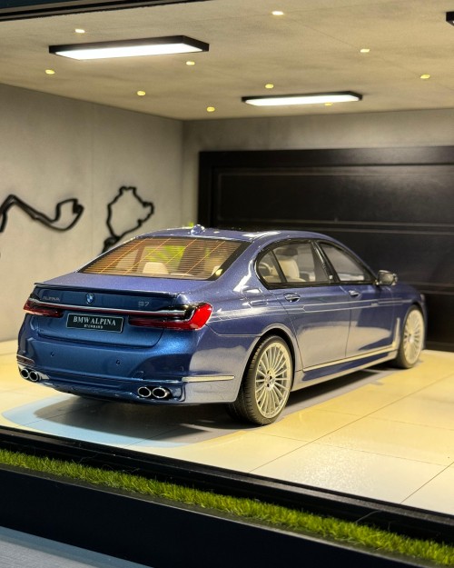 BMW Alpina B7 Blue GT Spirit 1/18